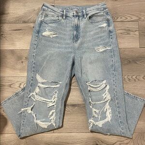 American Eagle Outfitters Ripped Light Blue High-Rise 90’s Boyfriend Jeans